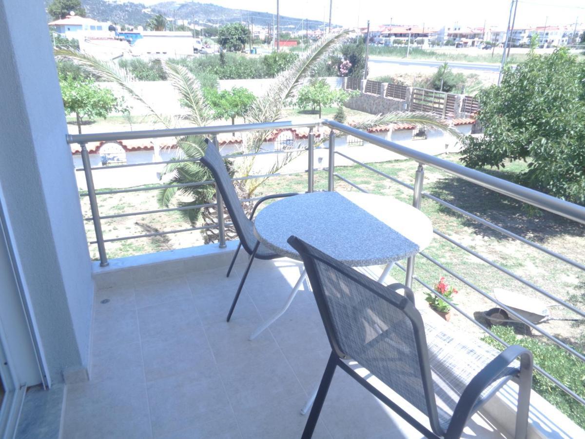 Vergina Pension Сарти Екстериор снимка