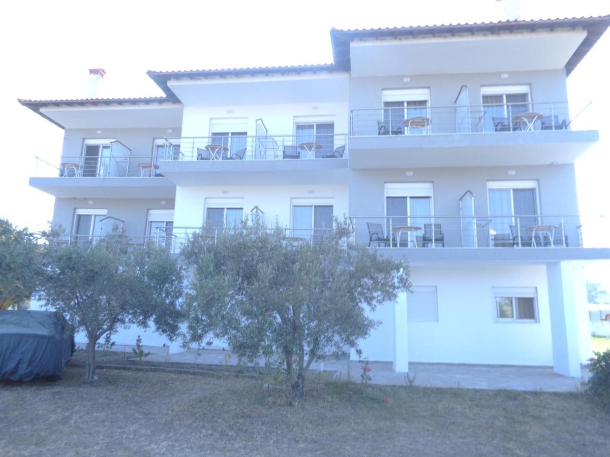 Vergina Pension Сарти Екстериор снимка